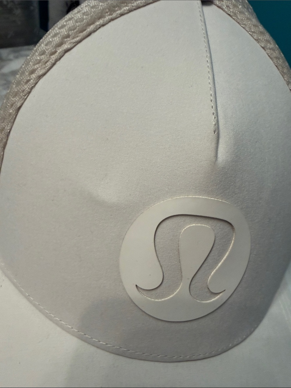 lululemon athletica Cream Logo Mesh Trucker Hat - Picture 2 of 6